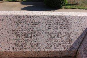 London High School Memorial, New London, TX, 5th graders